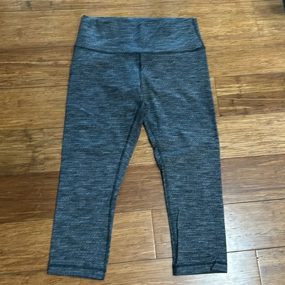 lululemon athletica High-Rise Cropped Leggings Gray Size 10